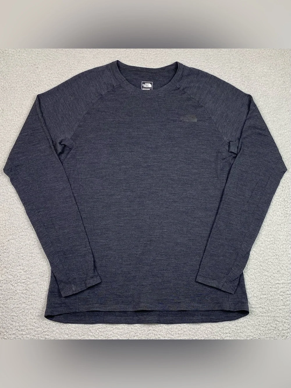 The North Face Merino Wool T Shirt Men's Size L Gray Long Sleeve Base Layer EUC